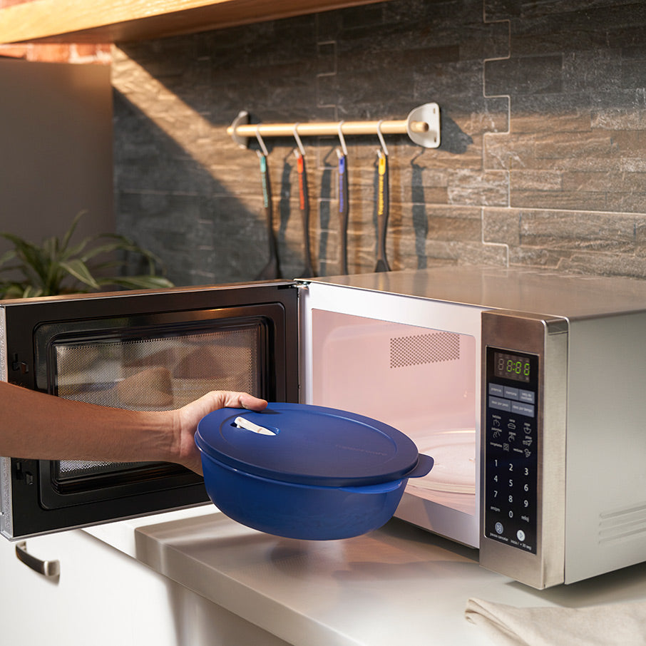 Microwave-Safe Food Storage Bowls with Splatter-Free Lids | CrystalWave®