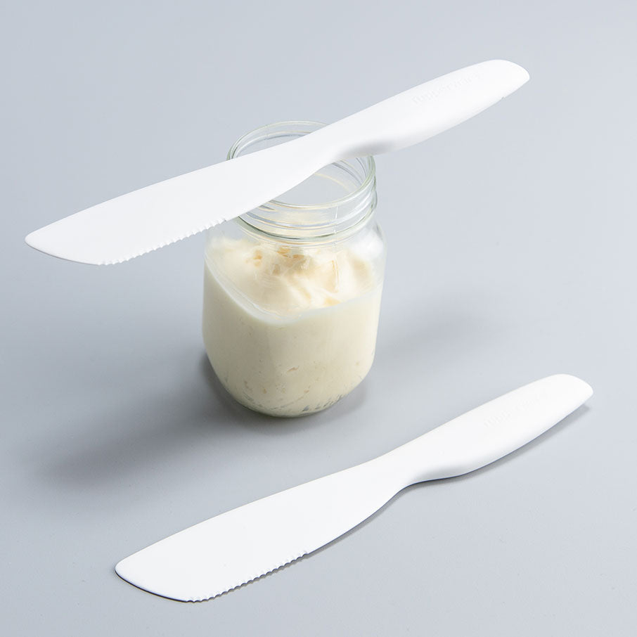 Ergonomic Sandwich Spreader with Serrated Edge & Wide Blade | Tupperware