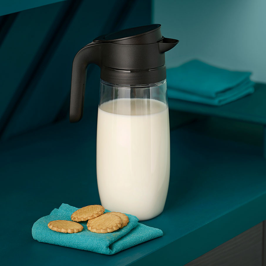Clear Pitcher with Strainer Lid | Elegant & Unbreakable | Clearly Elegant