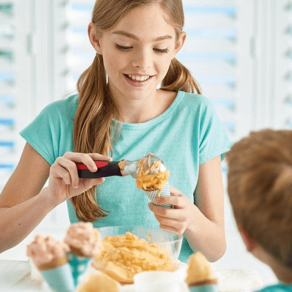 Premium Ice Cream Scoop with Ergonomic Grip & Rust-Resistant Coating | Tupperware
